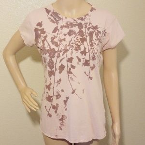 🌕 Calvin Klein Distressed Ivy Graphic Tee Shirt